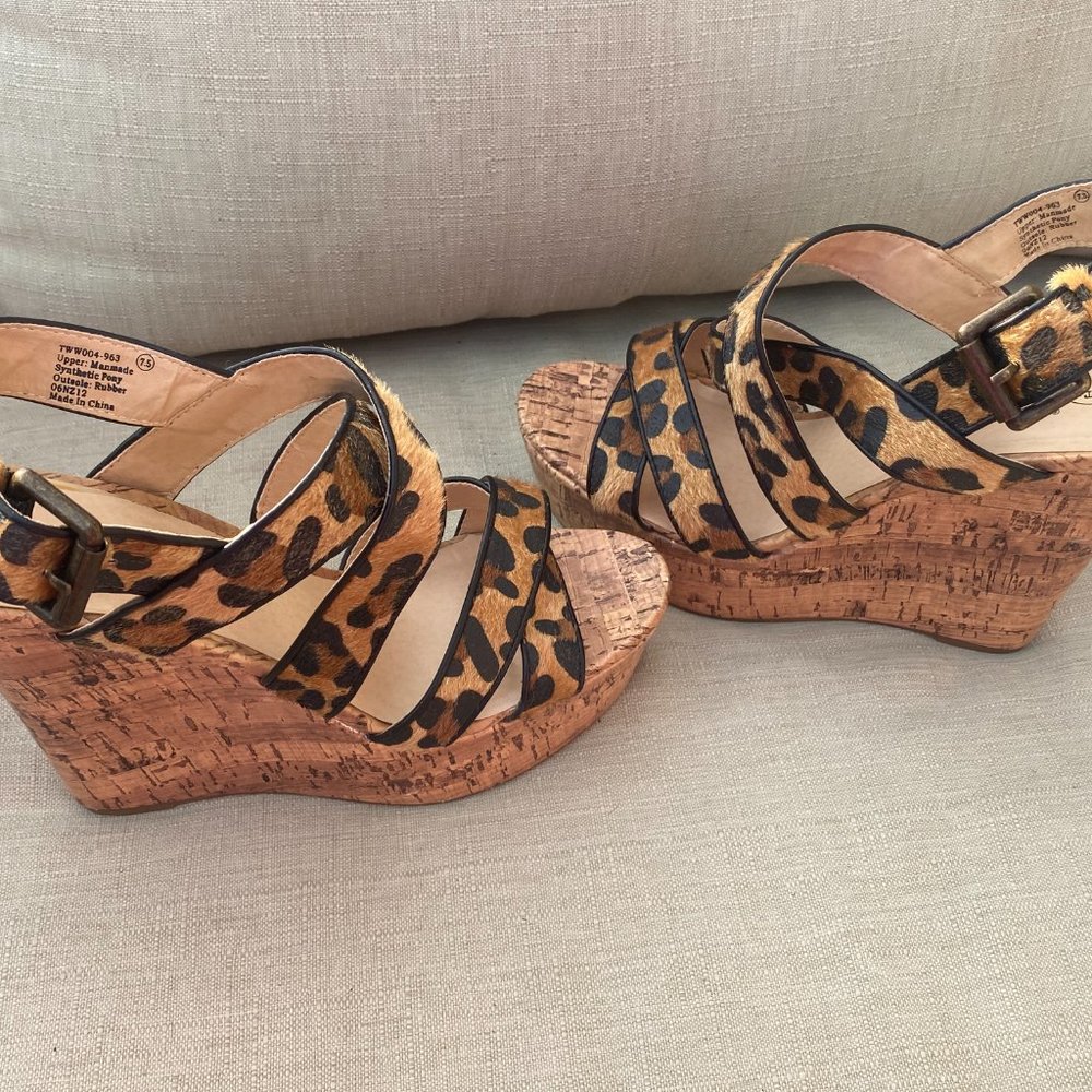 Wedge Leopard Sandal Women's Size 7.5 M